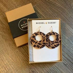 Nickel & Suede. Mini Nova Cheetah Leather earring
